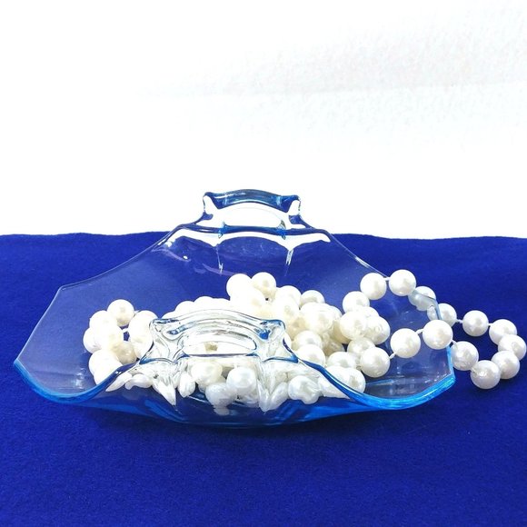 Candy Dish Candle Holder Blue Glass Folded Sides Decorative Handles Vintage - Picture 4 of 8